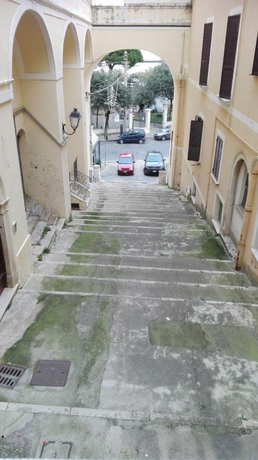 Little Art House Appartement Gaeta Buitenkant foto