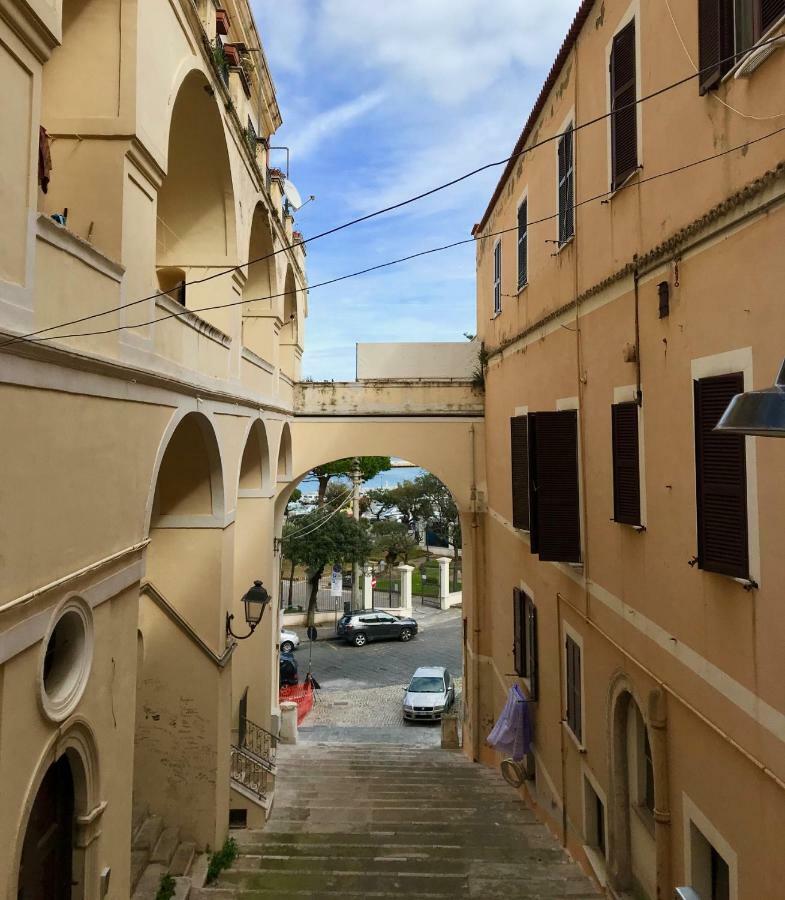 Little Art House Appartement Gaeta Buitenkant foto
